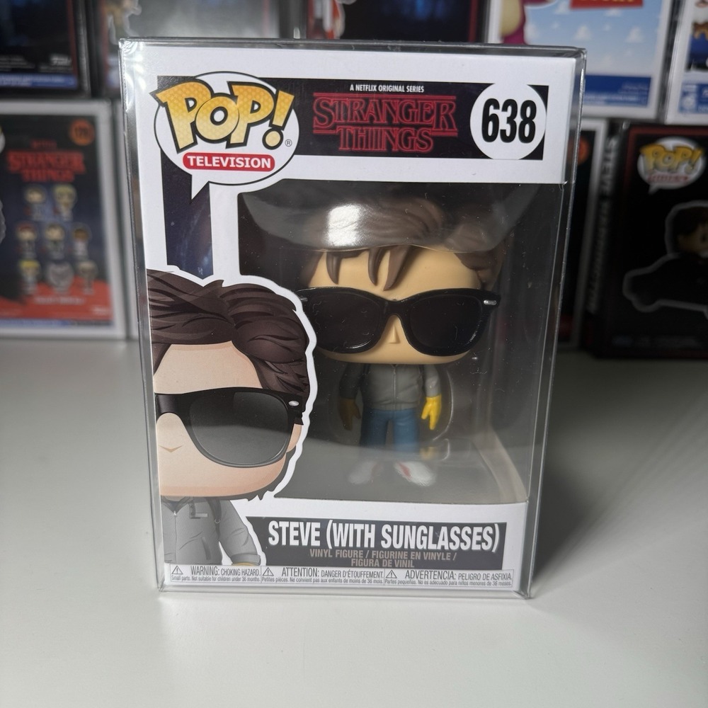 Stranger Things Steve (With Sunglasses) #638 | Funko Pop | Protector